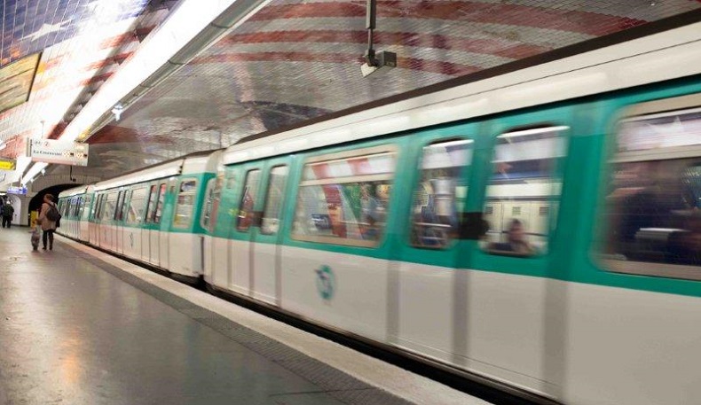 metro w Paryżu