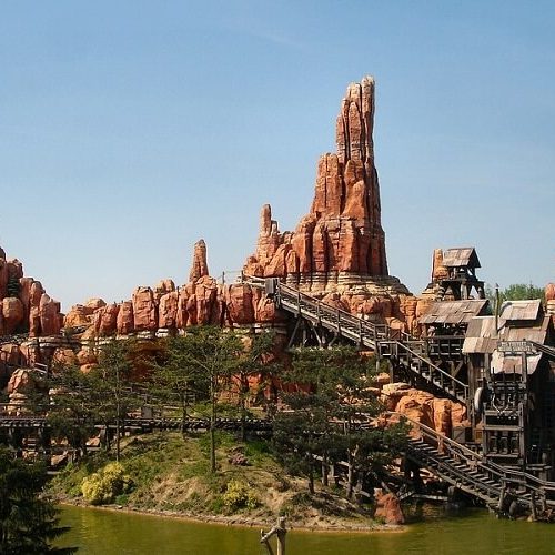 atrakcje Disneyland Paryż Frontierland