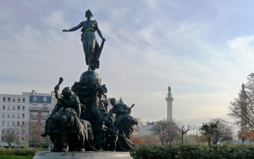 Triumf Republiki na Place de la Nation w Paryżu