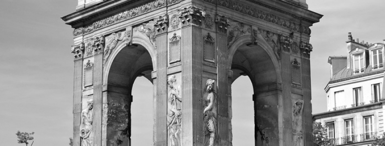 Fontaine des Innocents – słynna fontanna w Paryżu Fontaine des Innocents – słynna fontanna w Paryżu