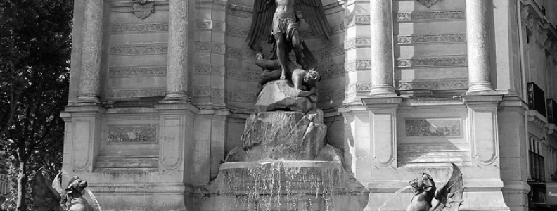 Fontaine Saint-Michel w Paryżu Fontaine Saint-Michel w Paryżu